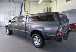 2013 Toyota Tacoma - Image 5