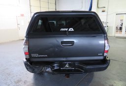 2013 Toyota Tacoma - Image 11