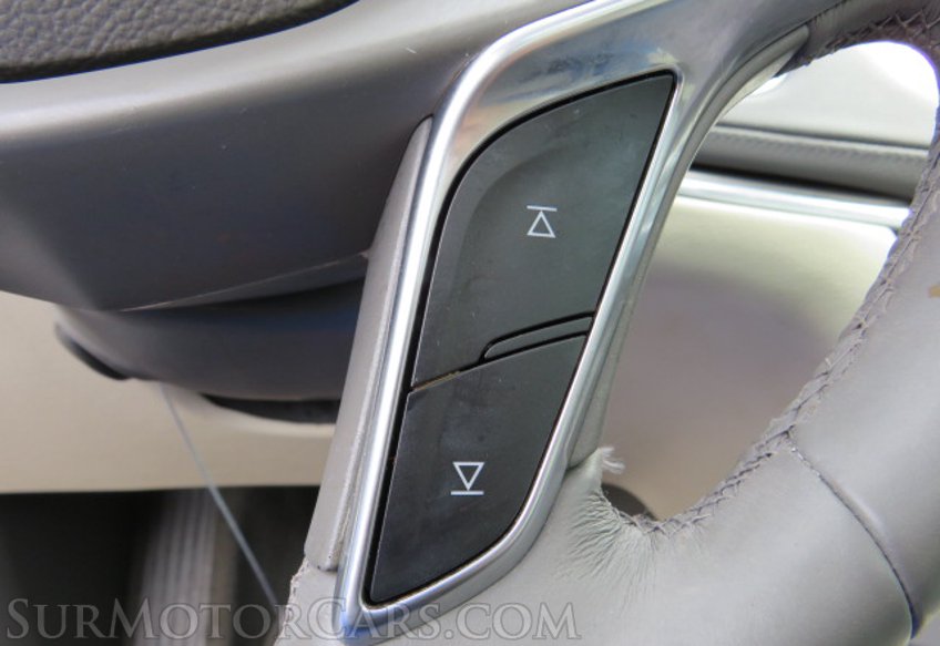2017 Cadillac XT5 - Image 37
