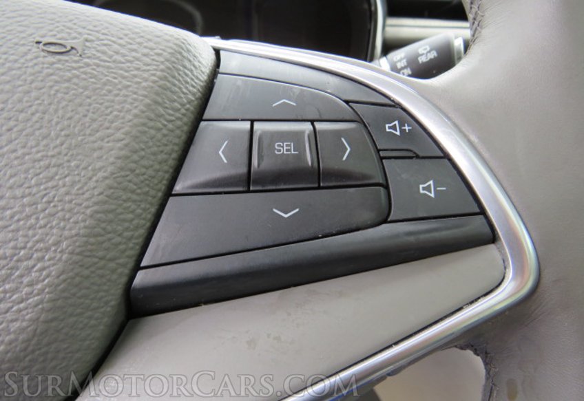 2017 Cadillac XT5 - Image 35