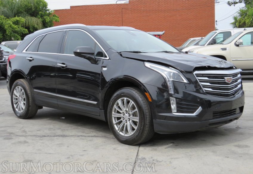 2017 Cadillac XT5 - Image 3