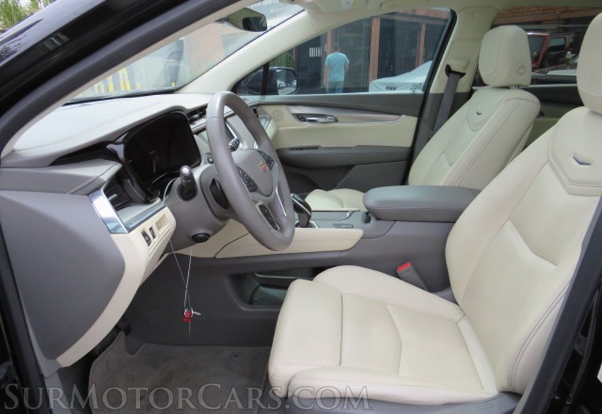 2017 Cadillac XT5 - Image 26