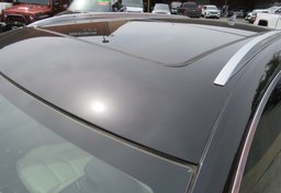 2017 Cadillac XT5 - Image 14