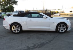 2019 Chevrolet Camaro - Image 11