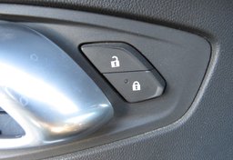 2019 Chevrolet Camaro - Image 21