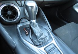 2019 Chevrolet Camaro - Image 36