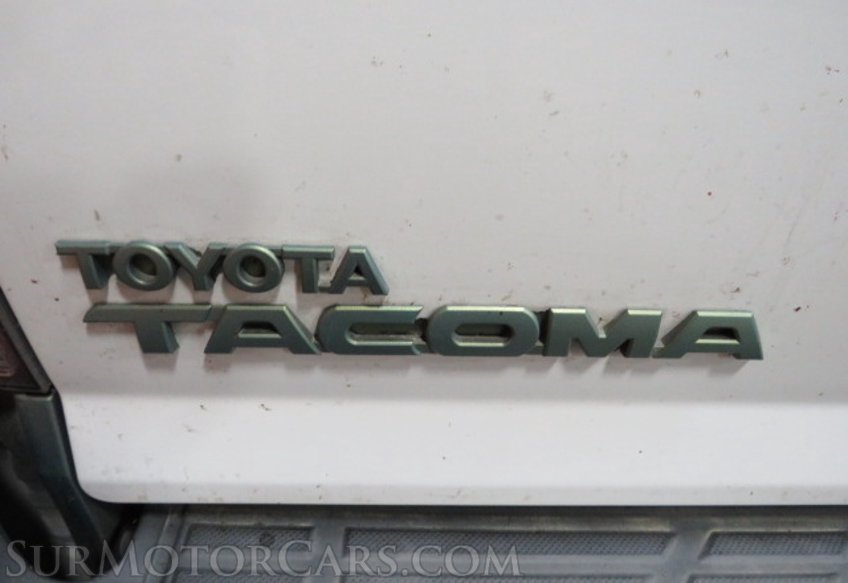 2015 Toyota Tacoma - Image 17