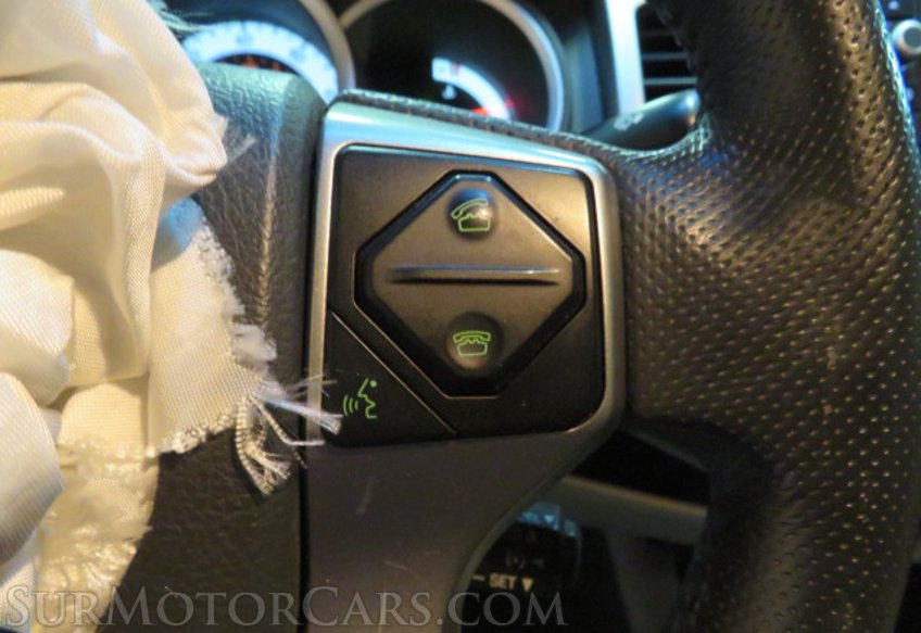 2015 Toyota Tacoma - Image 39