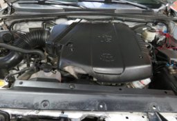 2015 Toyota Tacoma - Image 53