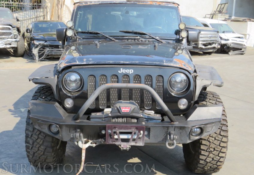 2014 Jeep Wrangler Unlimited - Image 11