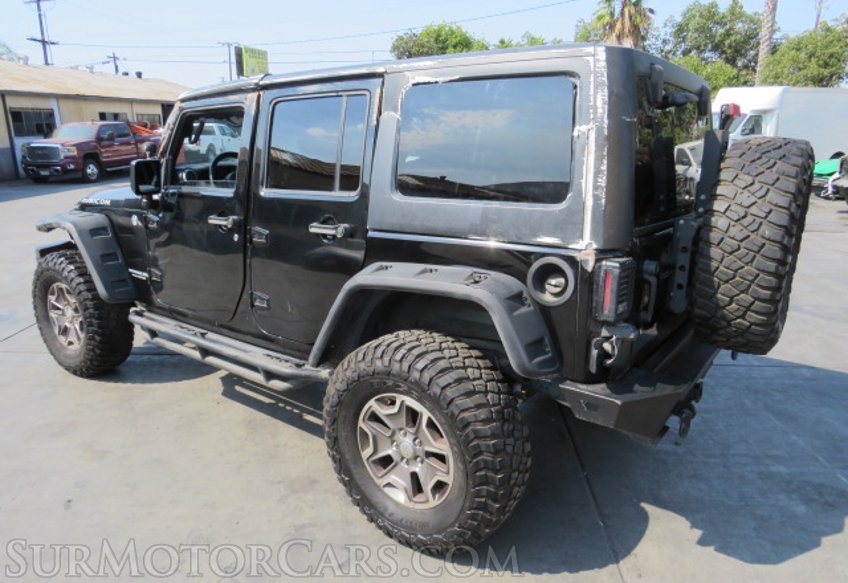 2014 Jeep Wrangler Unlimited - Image 10