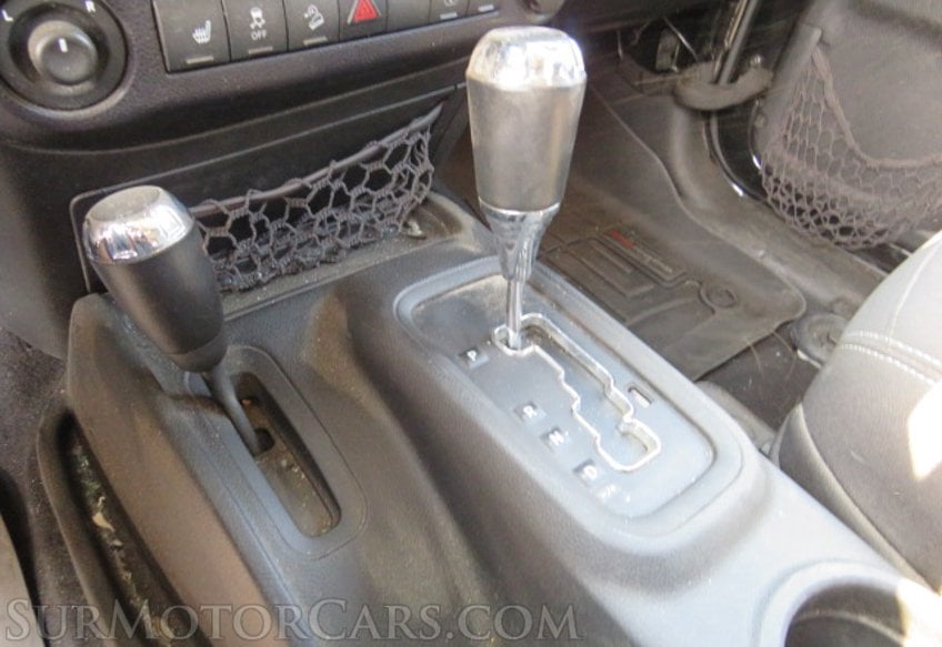 2014 Jeep Wrangler Unlimited - Image 34