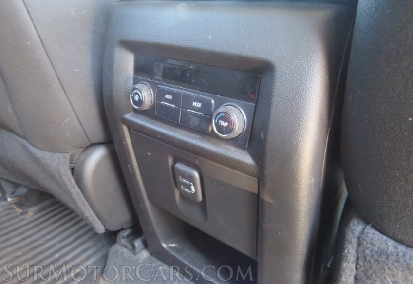 2020 Chevrolet Traverse - Image 35