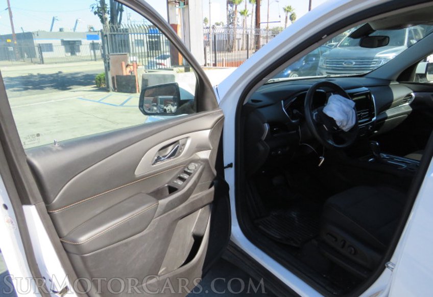 2020 Chevrolet Traverse - Image 16