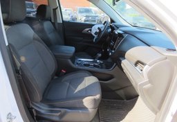 2020 Chevrolet Traverse - Image 23