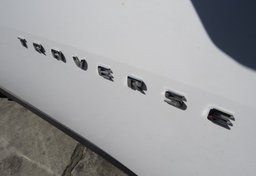 2020 Chevrolet Traverse - Image 13