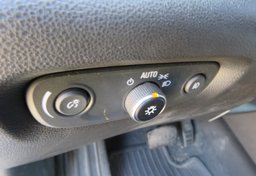 2020 Chevrolet Traverse - Image 39