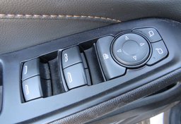 2020 Chevrolet Traverse - Image 41