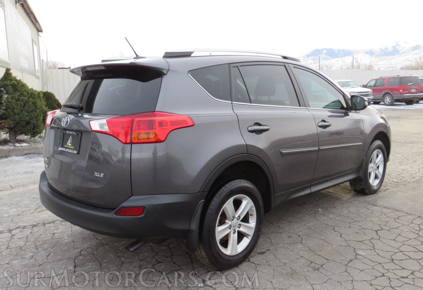 2013 Toyota RAV4 - Image 7