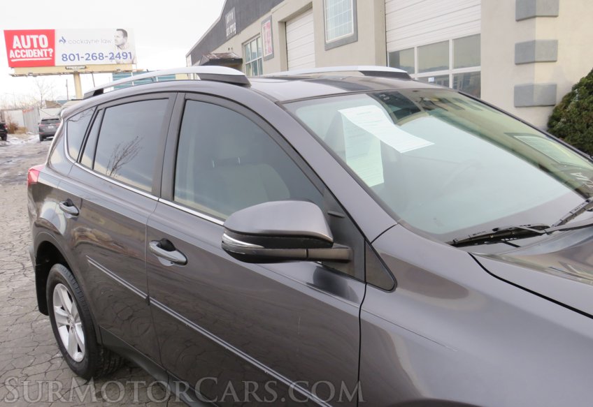 2013 Toyota RAV4 - Image 15