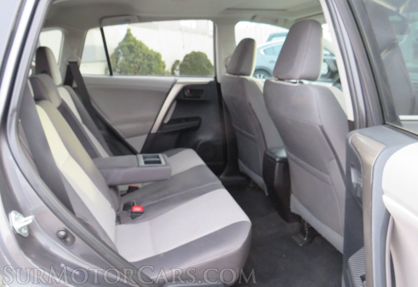 2013 Toyota RAV4 - Image 34