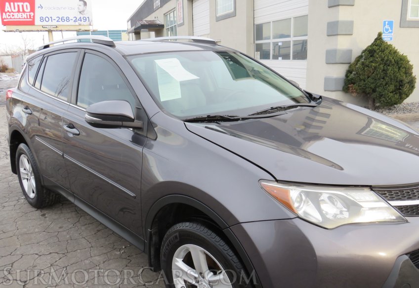 2013 Toyota RAV4 - Image 16