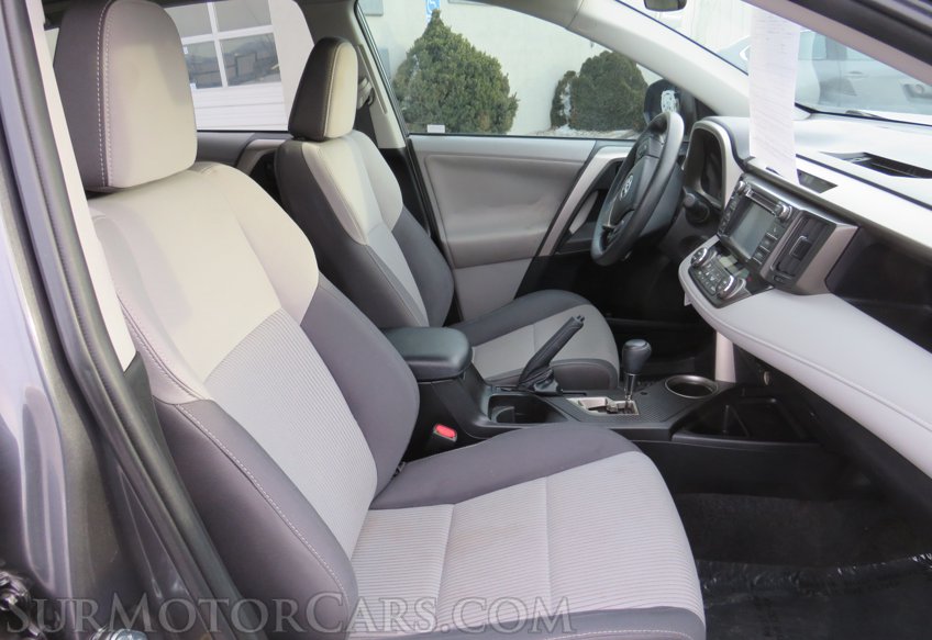 2013 Toyota RAV4 - Image 31