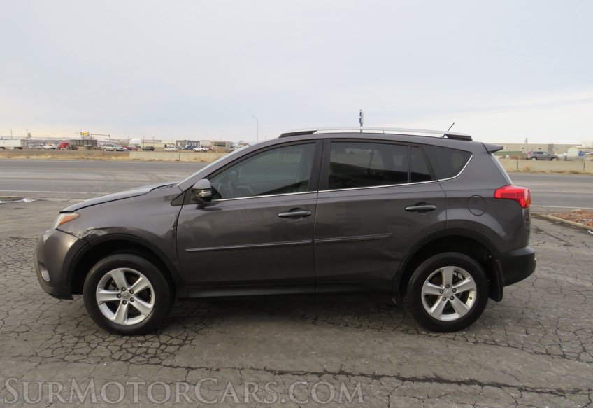 2013 Toyota RAV4 - Image 10