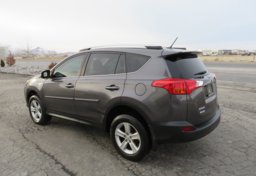 2013 Toyota RAV4 - Image 8