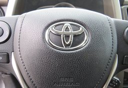 2013 Toyota RAV4 - Image 37