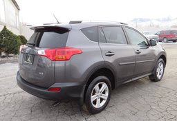 2013 Toyota RAV4 - Image 5
