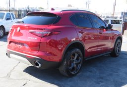 2018 Alfa Romeo Stelvio - Image 9