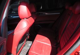 2018 Alfa Romeo Stelvio - Image 29