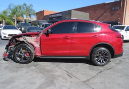2018 Alfa Romeo Stelvio - Image 6