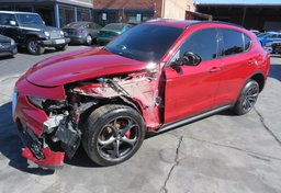 2018 Alfa Romeo Stelvio - Image 2