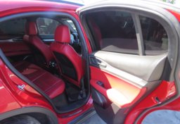 2018 Alfa Romeo Stelvio - Image 23