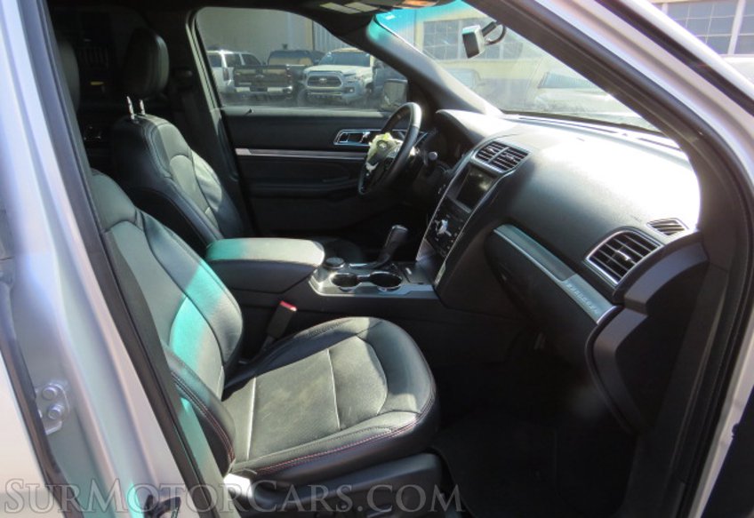 2019 Ford Explorer - Image 24