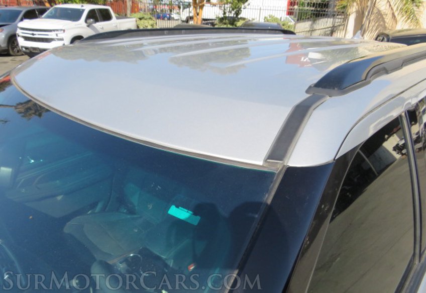 2019 Ford Explorer - Image 16