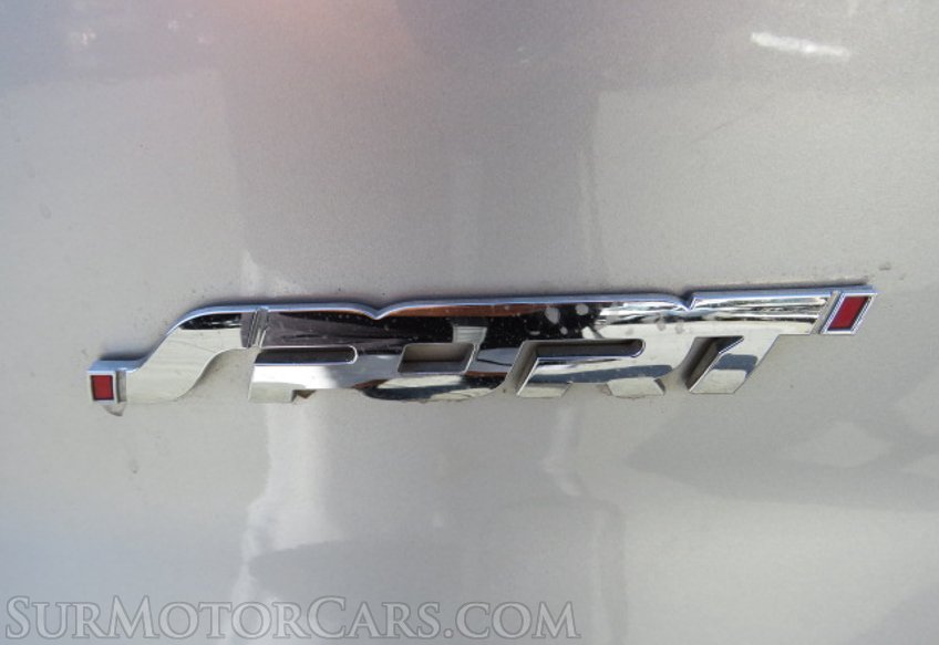 2019 Ford Explorer - Image 18