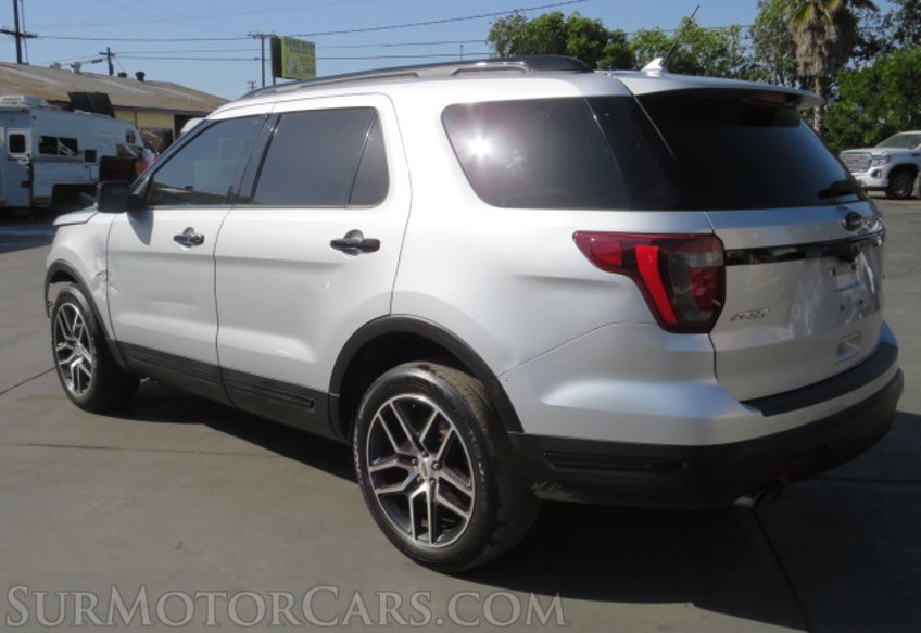 2019 Ford Explorer - Image 7