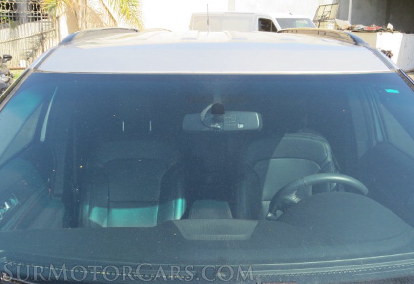 2019 Ford Explorer - Image 15