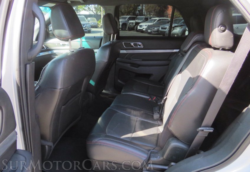 2019 Ford Explorer - Image 27