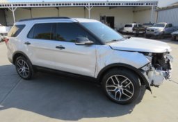 2019 Ford Explorer - Image 2