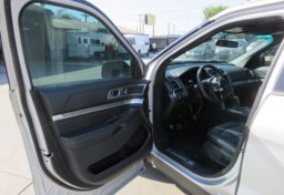 2019 Ford Explorer - Image 19