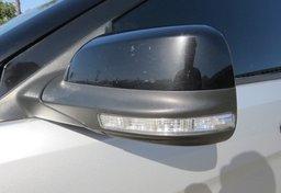 2019 Ford Explorer - Image 17