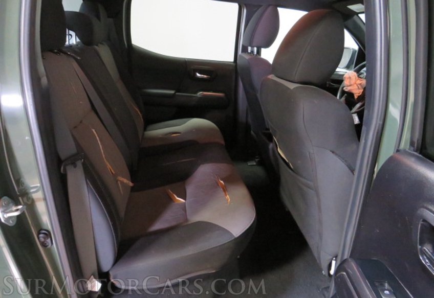 2022 Toyota Tacoma - Image 28