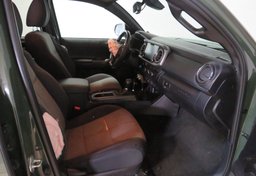 2022 Toyota Tacoma - Image 23