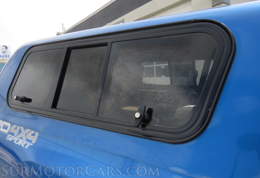 2017 Toyota Tacoma - Image 22