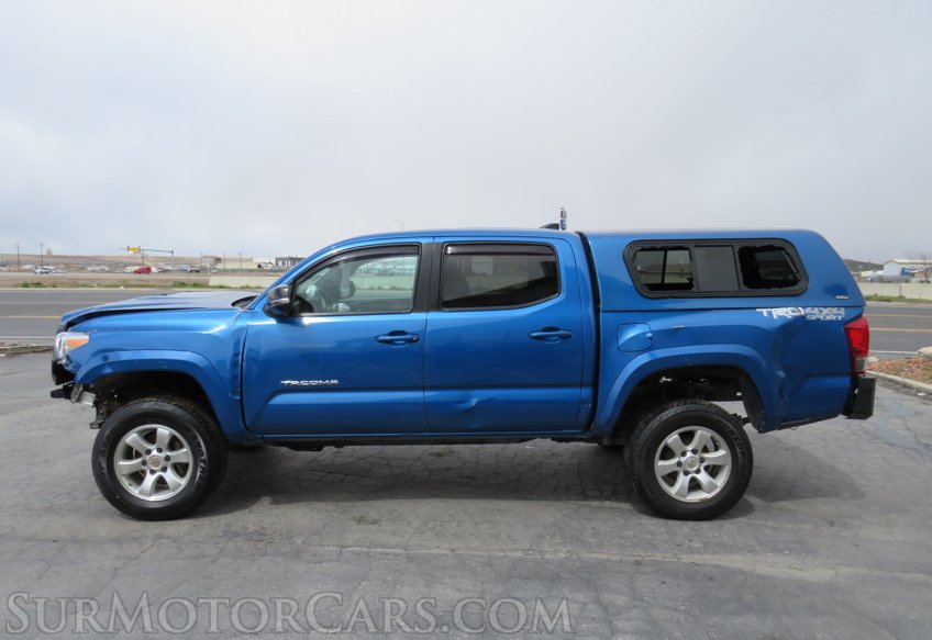 2017 Toyota Tacoma - Image 10