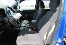 2017 Toyota Tacoma - Image 29